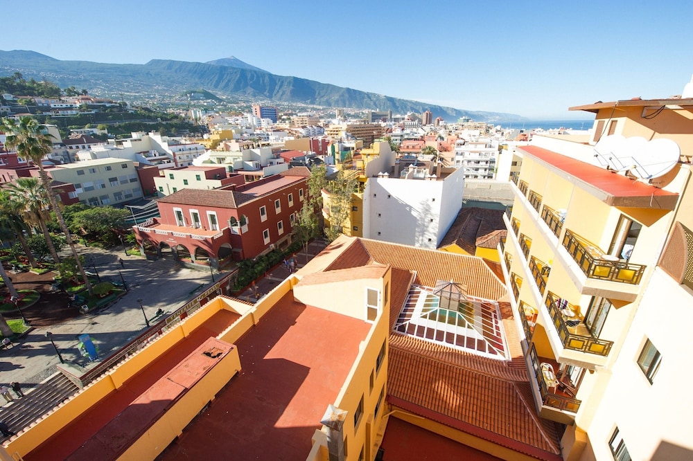 

Genova - Puerto de la Cruz - Hotel Marquesa