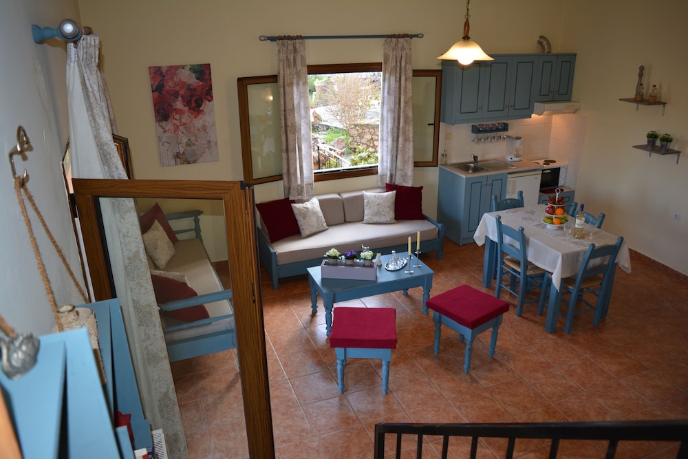 

Firenze - Almyrida Chania - Elianthos Villas