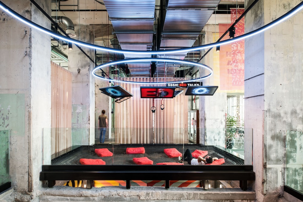 

Milano - Maastricht - The Social Hub Maastricht
