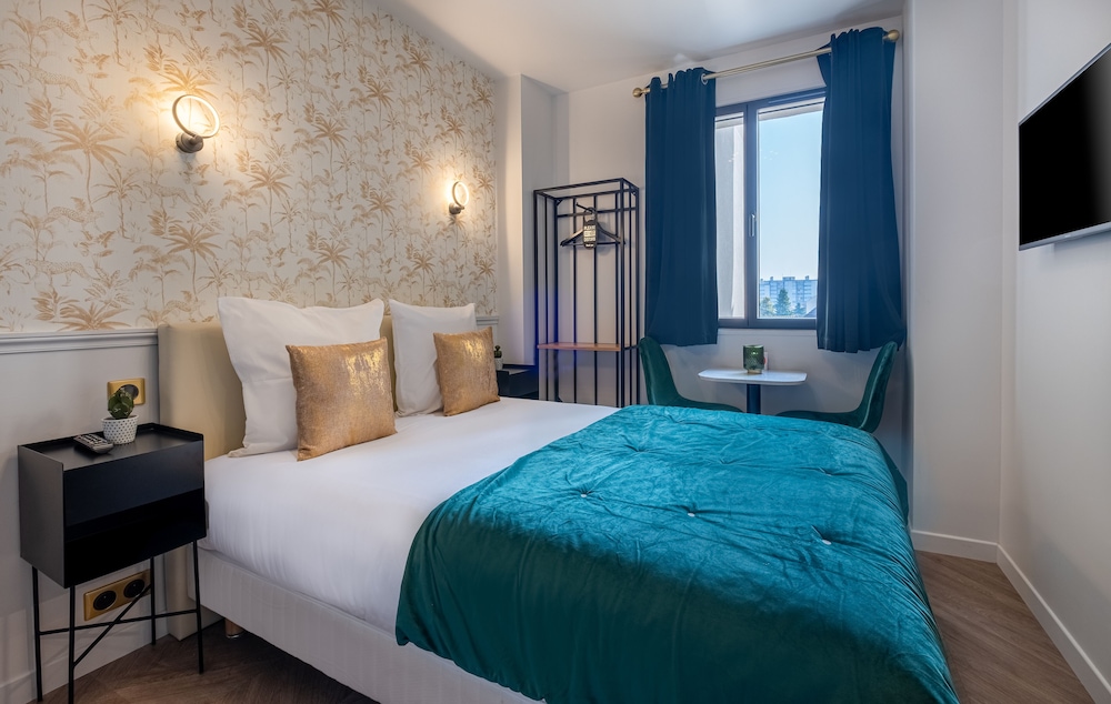 

Cagliari - Noisy-le-Grand - Mijo's Appartements Hôtel