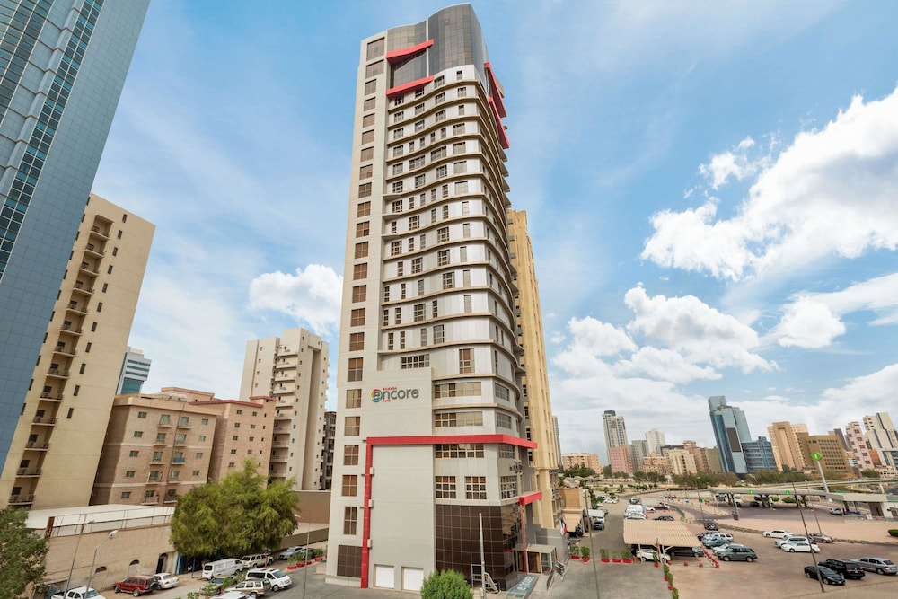 

Roma - Kuwait City - Ramada Encore By Wyndham Kuwait Downtown