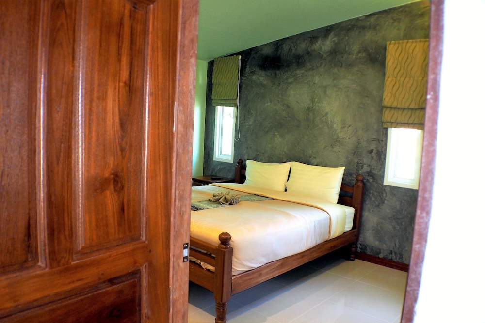 

Venezia - Patong Beach - Pennapa Chalet