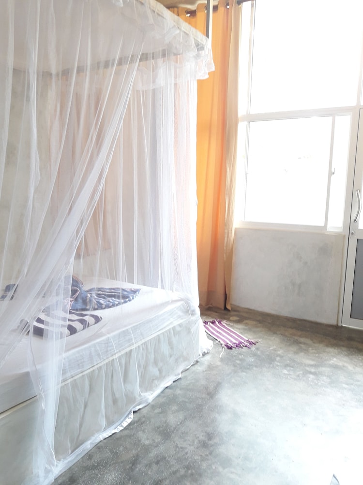 

Roma - Weligama - Weligama Bay Eco Villa
