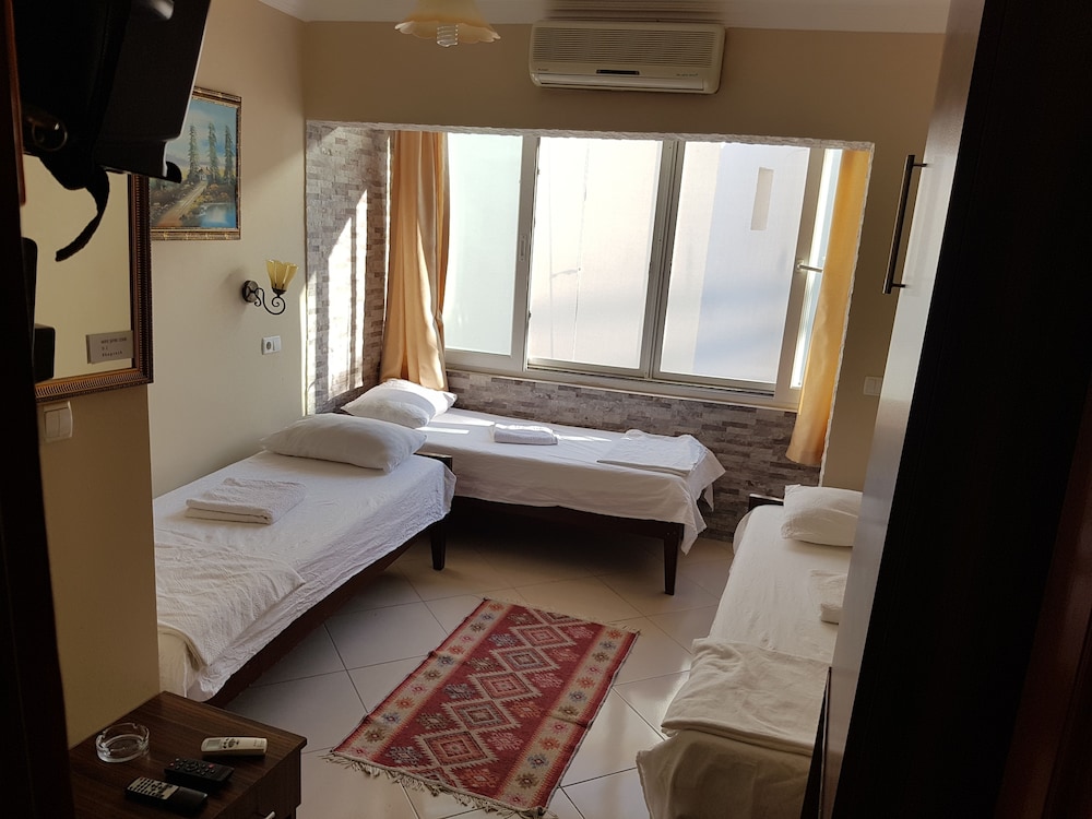

Bologna - Gumbet - Durak Hotel