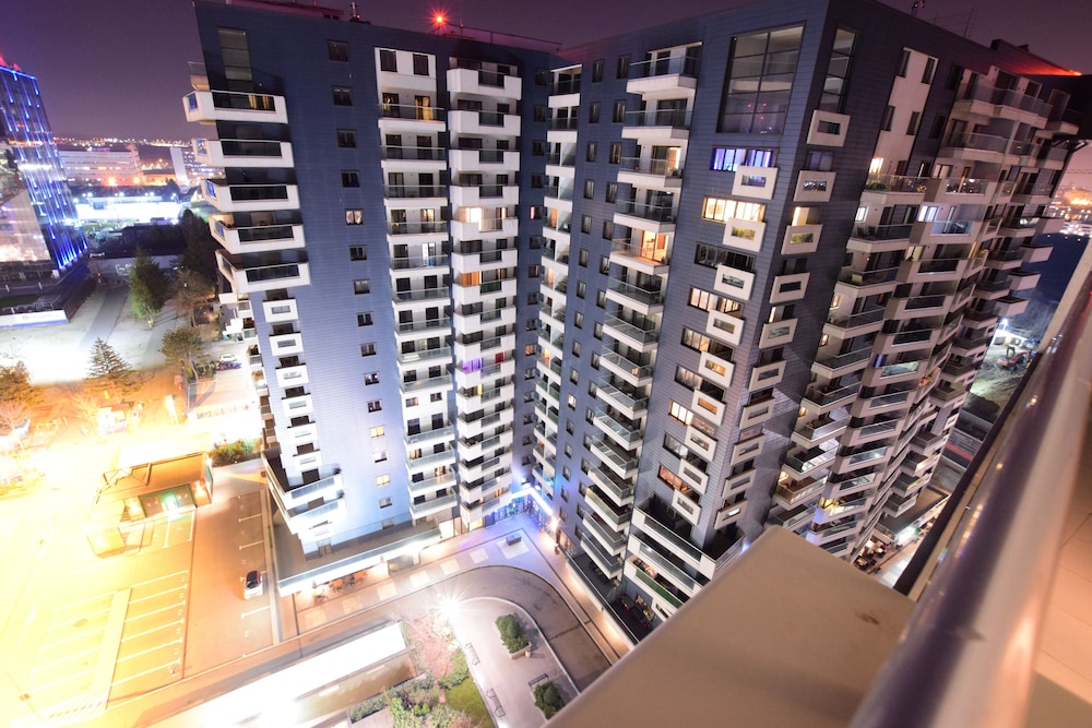 

Catania - Otopeni - Upground Residence Apartments