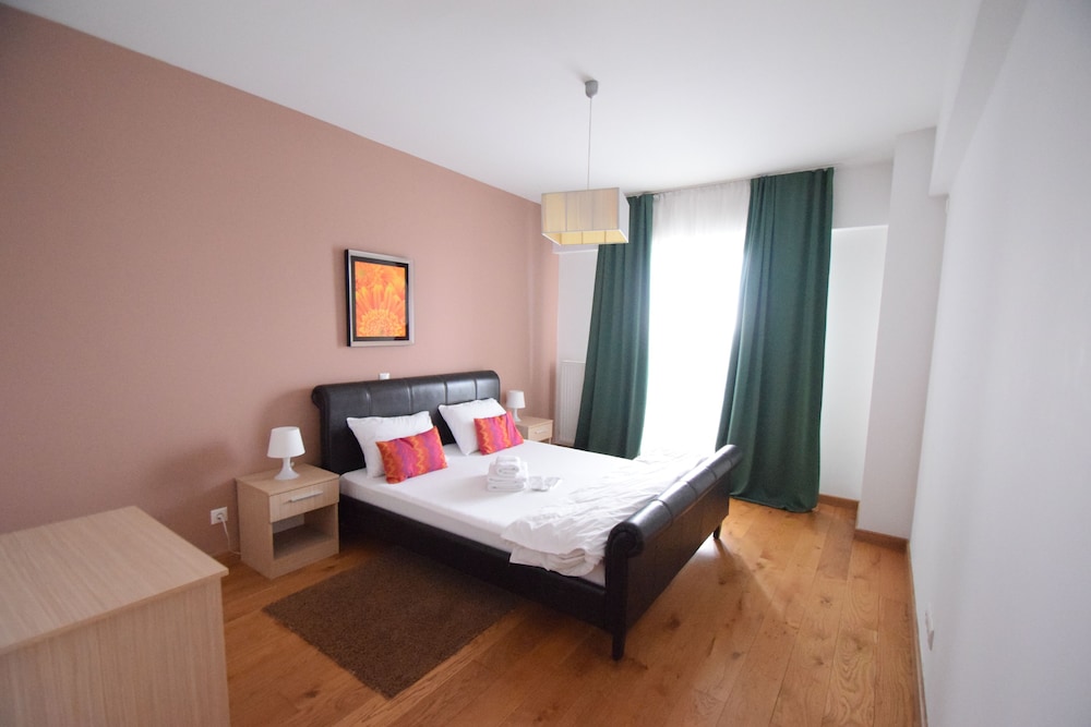 

Roma - Otopeni - Upground Residence Apartments