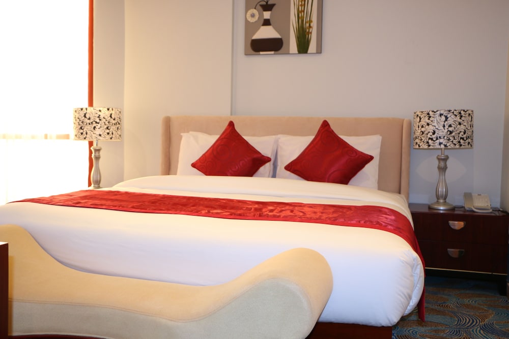 

Napoli - Sharjah - Red Castle Hotel