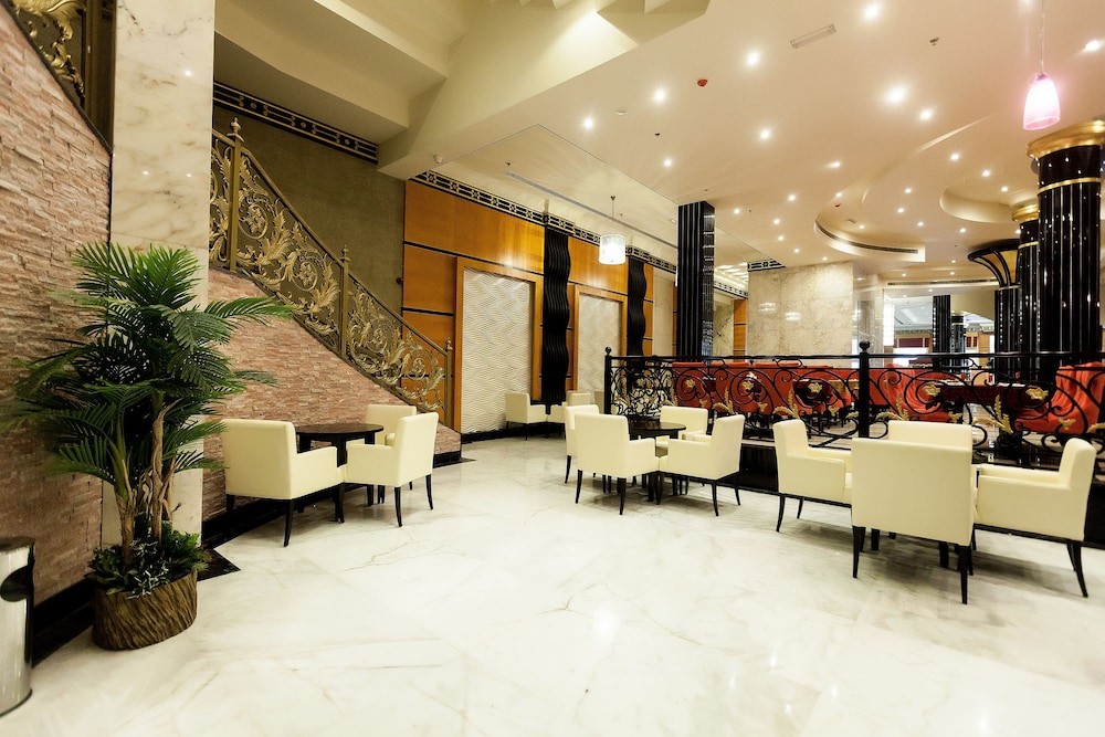 

Napoli - Sharjah - Red Castle Hotel