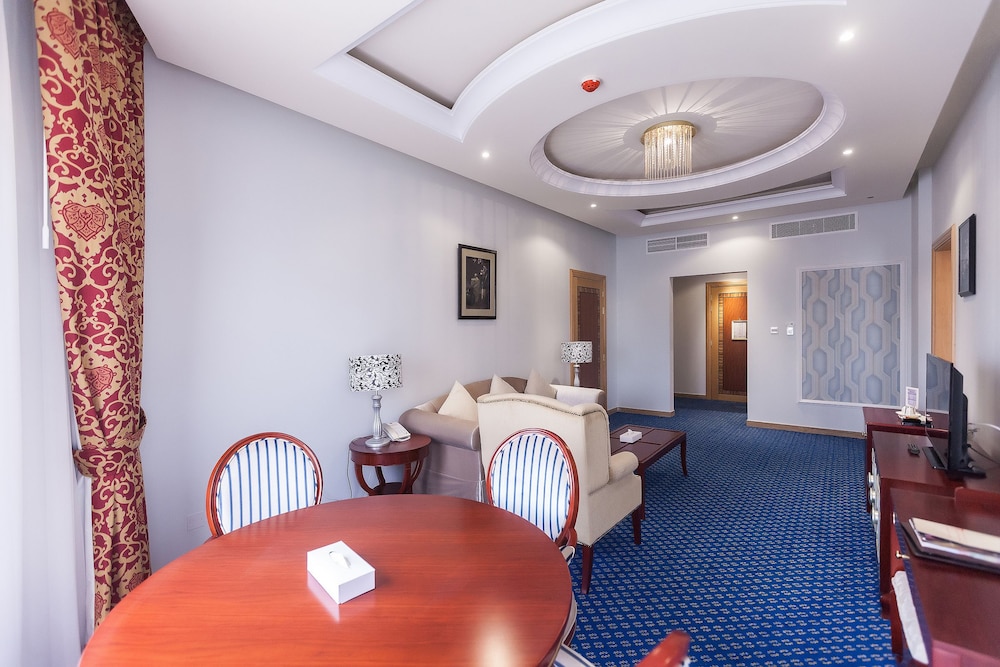 

Roma - Sharjah - Red Castle Hotel