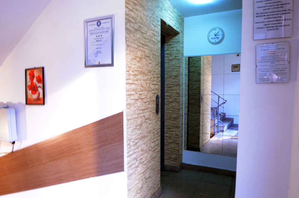 

Brindisi - Bucarest - Mosilor Apartments