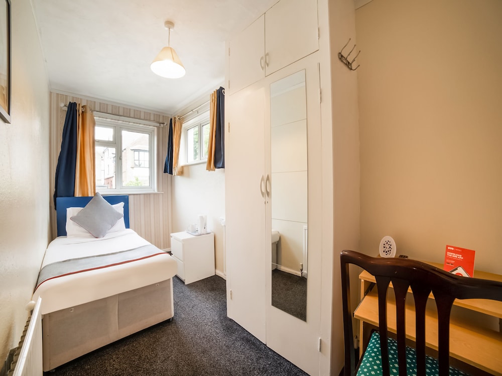 

Torino - Southend-On-Sea - Devine Beach Hotel, Westcliff Southend-On-Sea