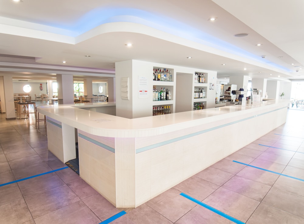 

Roma - El Arenal - Seramar Hotel Luna Park Adults Only