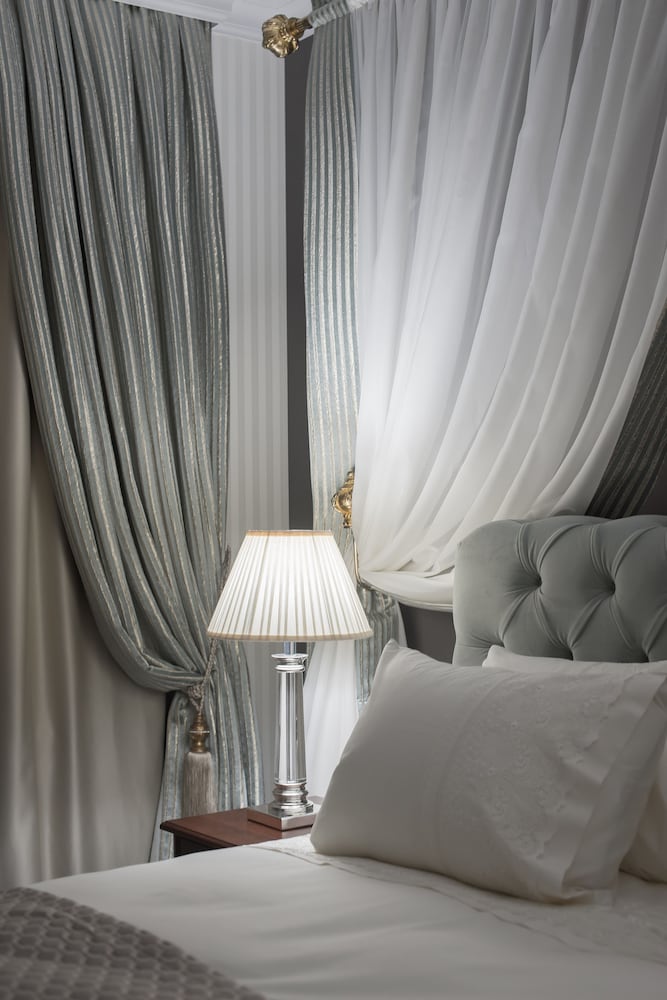 

Milano - Chişinău - London Boutique Hotel