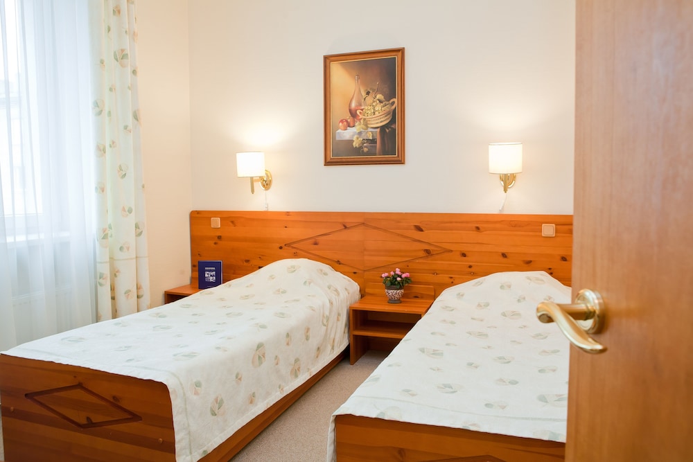 

Venezia - Riga - Kolonna Hotel Brigita