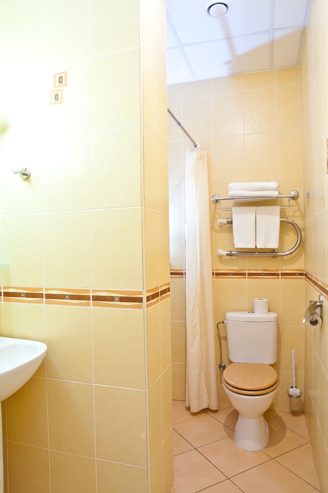 

Torino - Riga - Kolonna Hotel Brigita