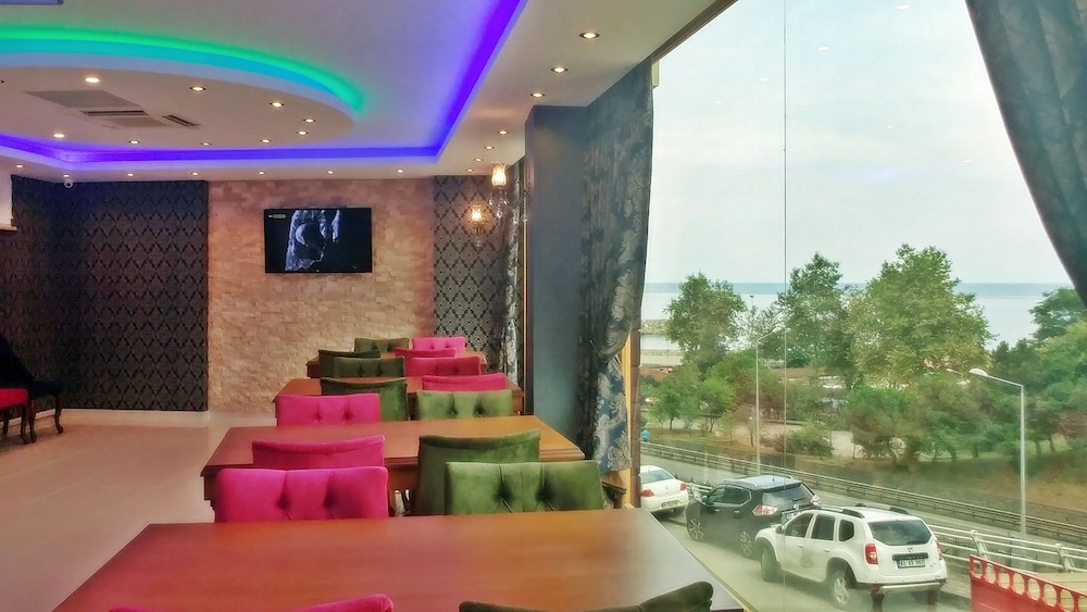 

Milano - Trabzon - Feza Otel