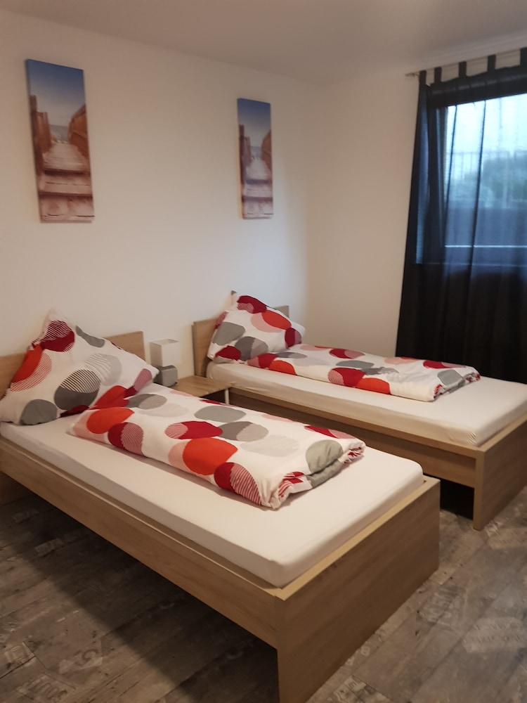 

Napoli - Mainz - Sunny´s Hotel & Residence
