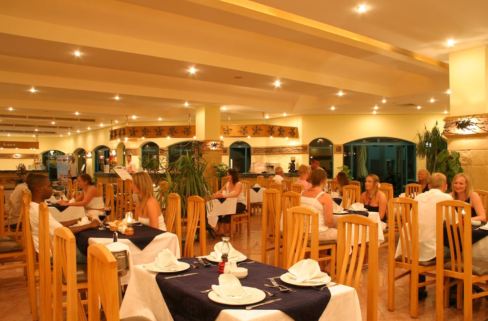 

Bologna - Sharm El Sheikh - Falcon Hills Hotel