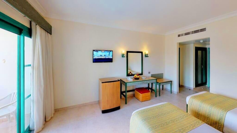 

Lamezia Terme - Sharm El Sheikh - Falcon Hills Hotel