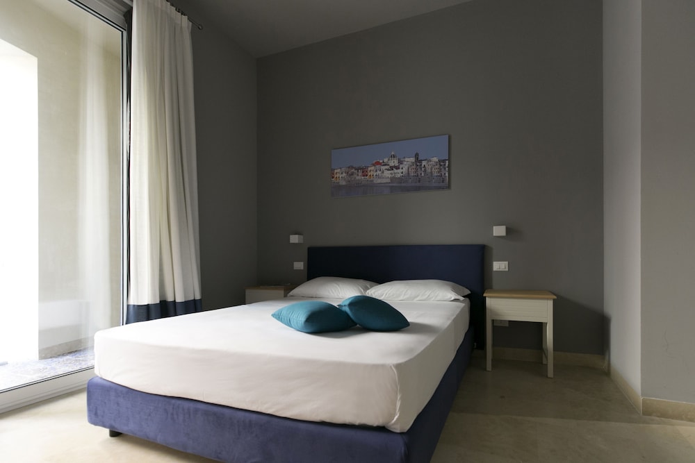 

Palermo - Erice - ZIBIBBO SUITES & ROOMS - Aparthotel in Centro Storico a Trapani