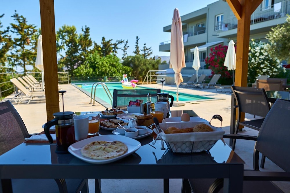 

Pisa - Stavros - Casa Manolesos