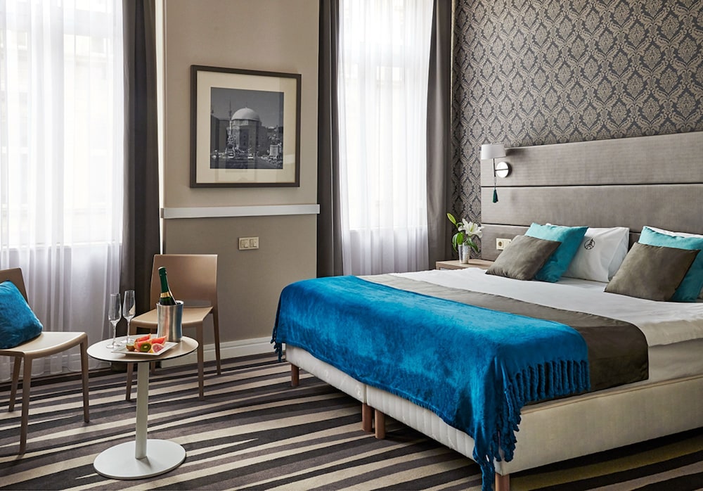 

Cagliari - Budapest - Hotel Central Basilica