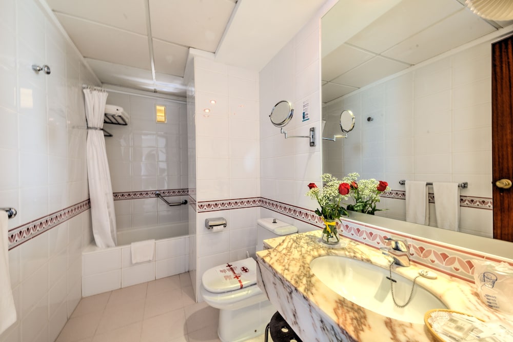

Reggio Calabria - Cala Bona - Hotel Voramar Mallorca