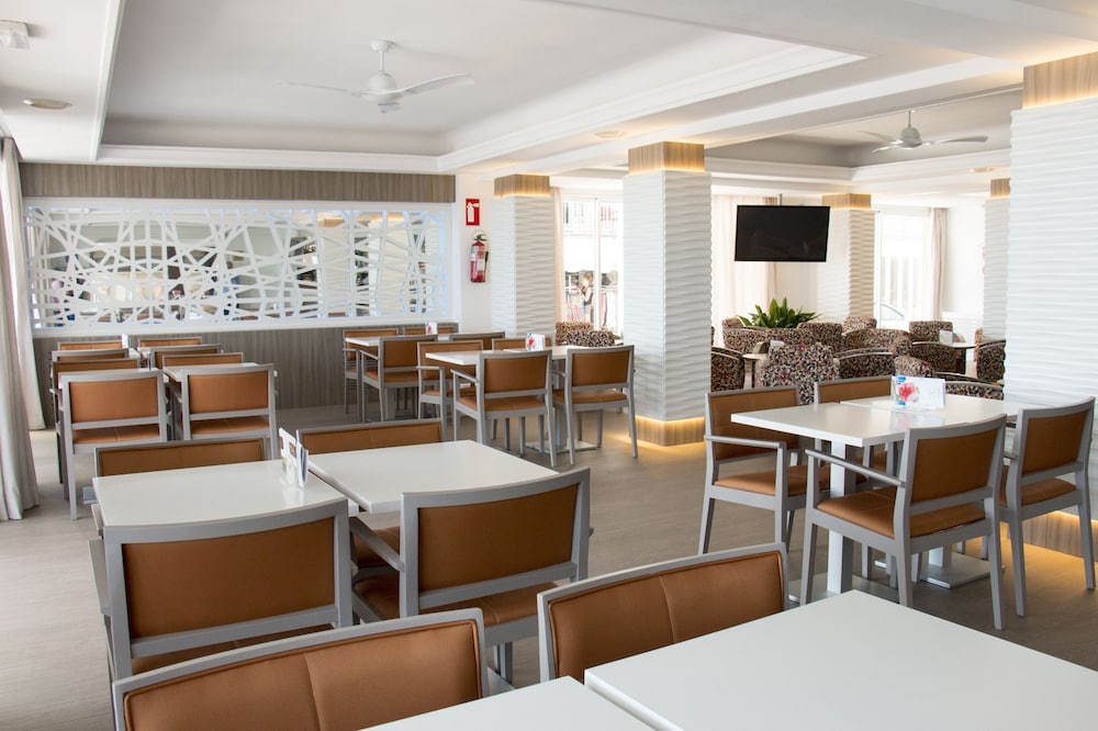 

Bari - Cala Bona - Hotel Voramar