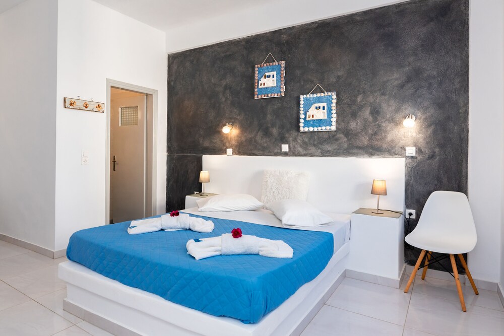 

Bologna - Santorini-Akrotiri - Villa Anto