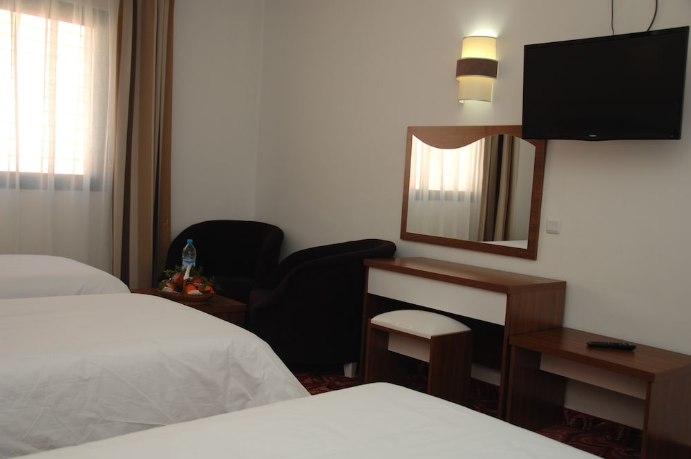 

Milano - Ifrane - Le Chamonix