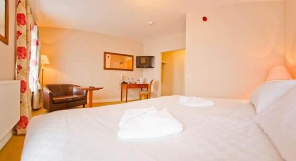 

Bologna - Aberystwyth - The Four Seasons Hotel