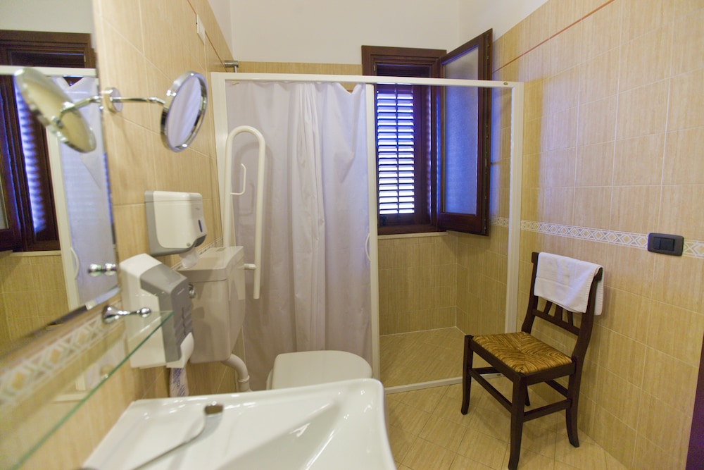 

Roma - Custonaci - Hotel History