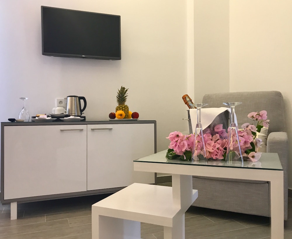 

Milano - Agios Georgios, Corfú - Ccb Bruskos Hotel