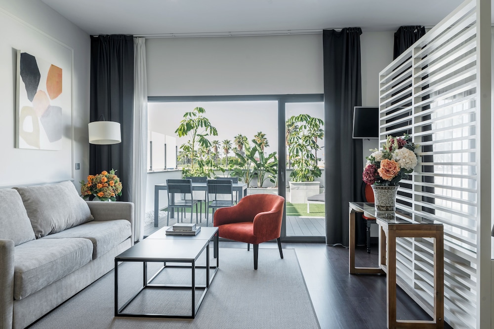 

Roma - Alcalá de Guadaira - Sevilla Green Suites