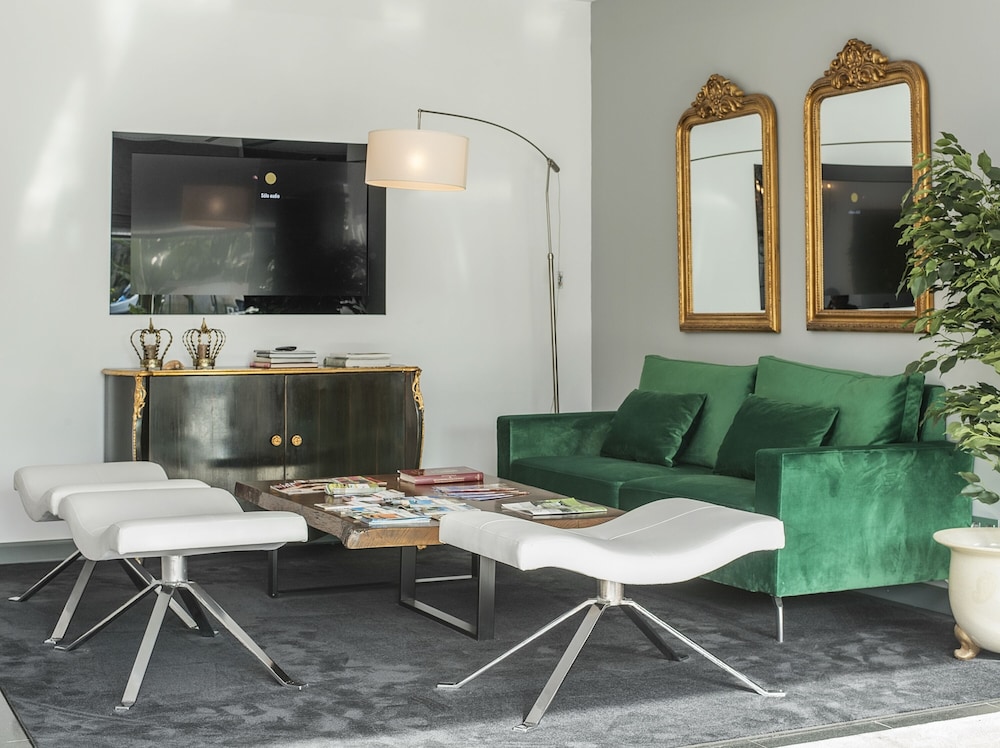 

Milano - Alcalá de Guadaira - Sevilla Green Suites