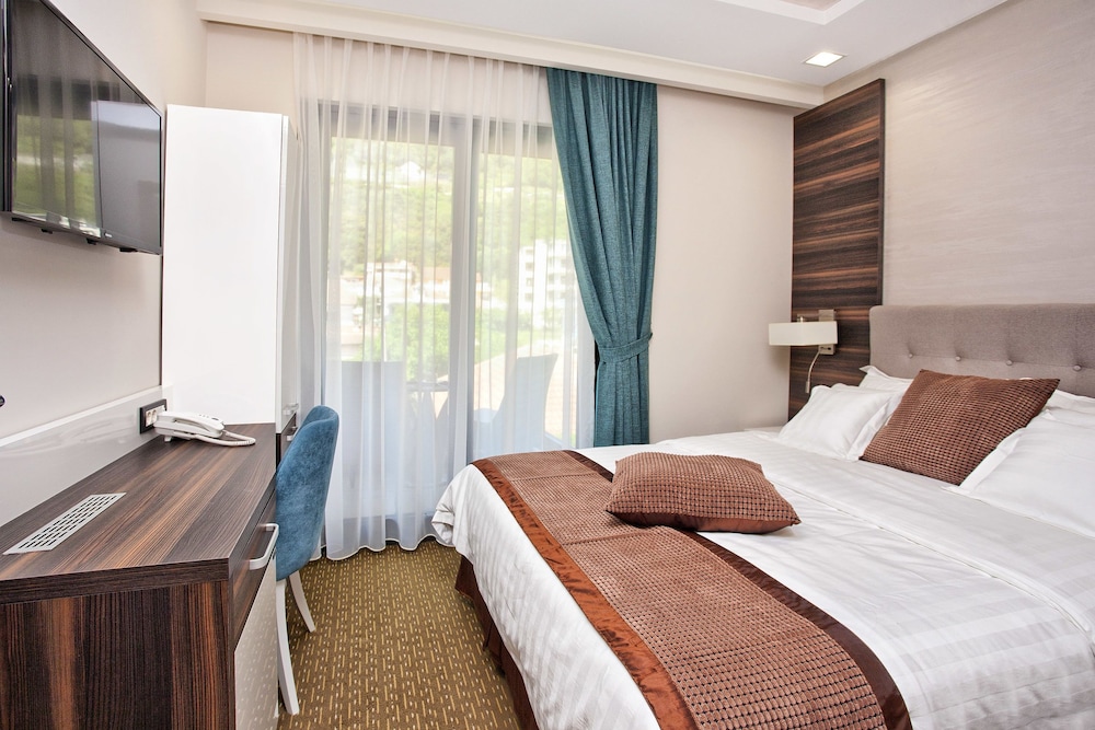 

Napoli - Herceg Novi - Wellness & Spa Hotel ACD