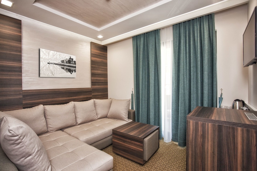 

Napoli - Herceg Novi - Wellness & Spa Hotel ACD