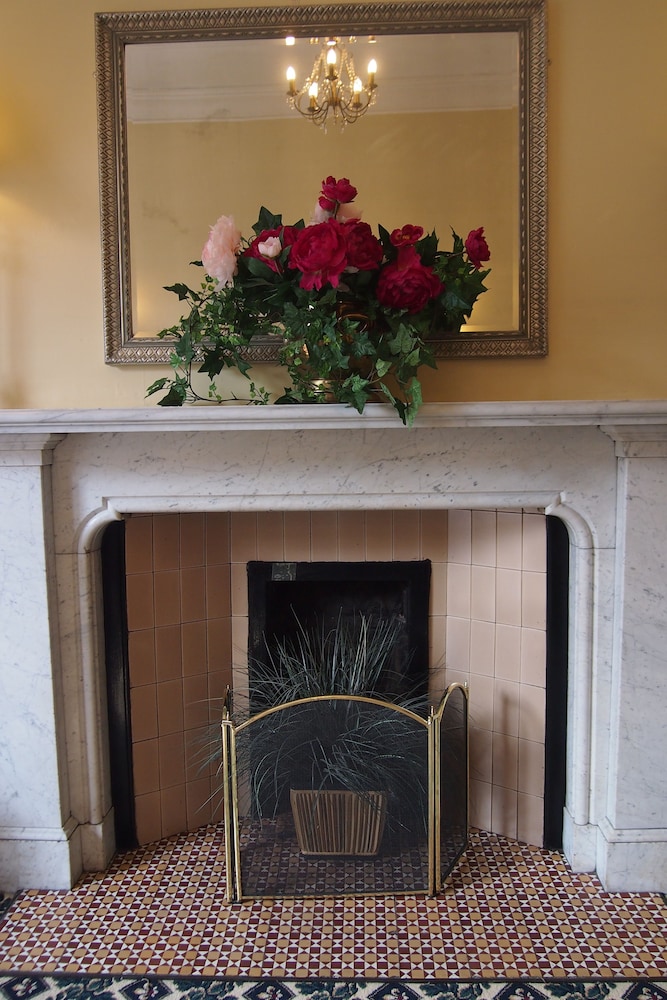 

Genova - Leith - Edinburgh Thistle Hotel