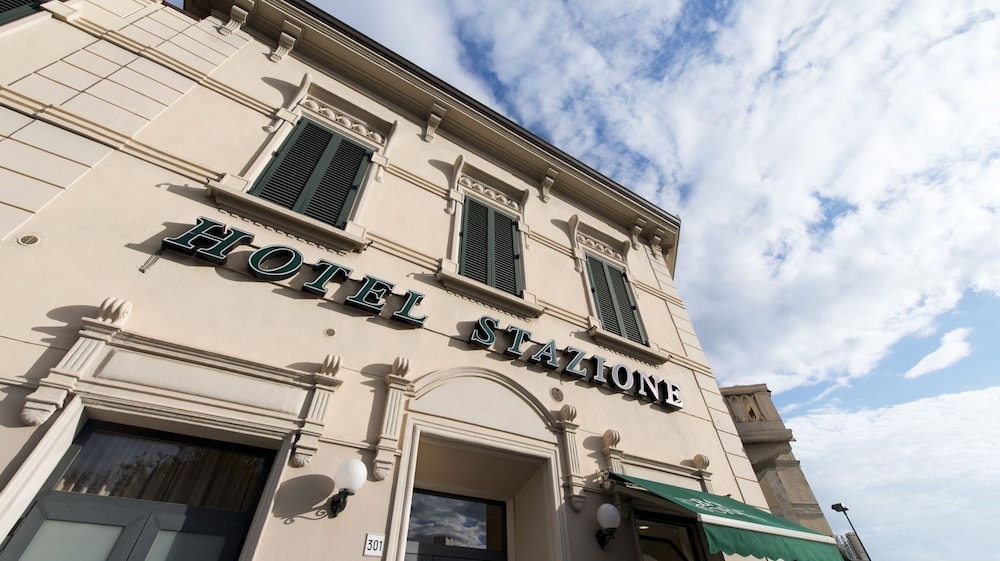 

Catania - Livorno - Hotel Stazione