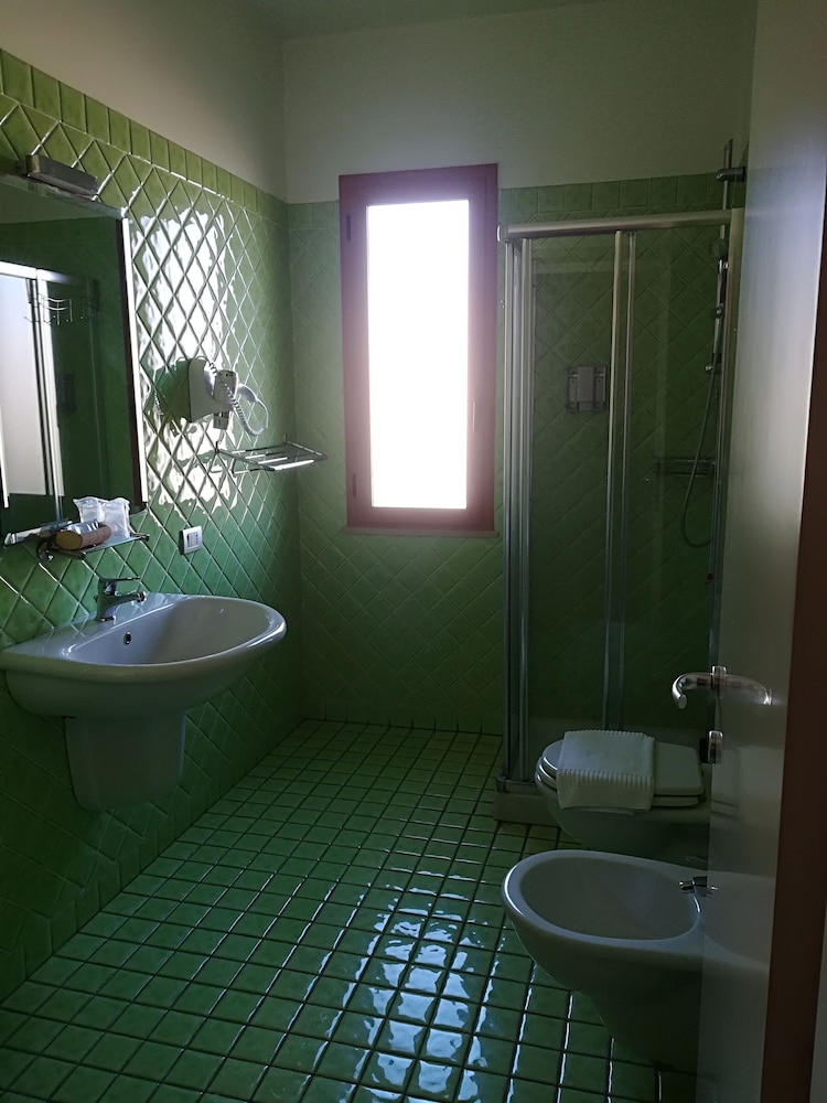 

Milano - SantʼAntìoco - Hotel I Colori