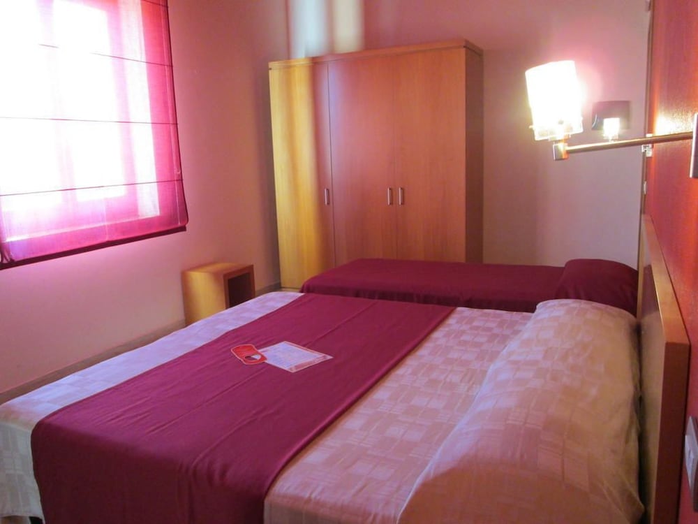 

Verona - SantʼAntìoco - Hotel I Colori