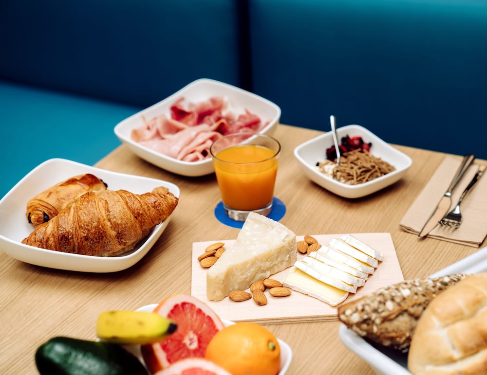

Milano - Fregene - Air Rooms Rome Airport by HelloSky
