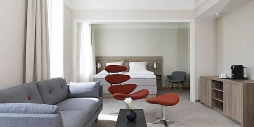 

Milano - Kristiansand - Thon Partner Hotel Parken