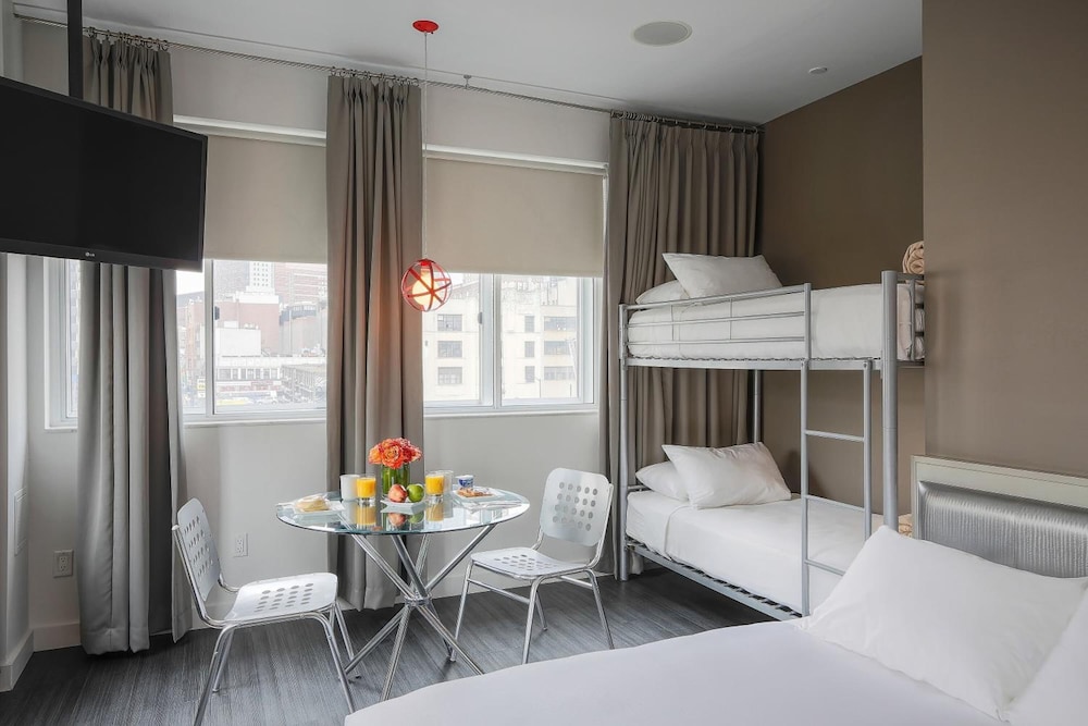 

Napoli - Brooklyn (NY) - NU Hotel Brooklyn