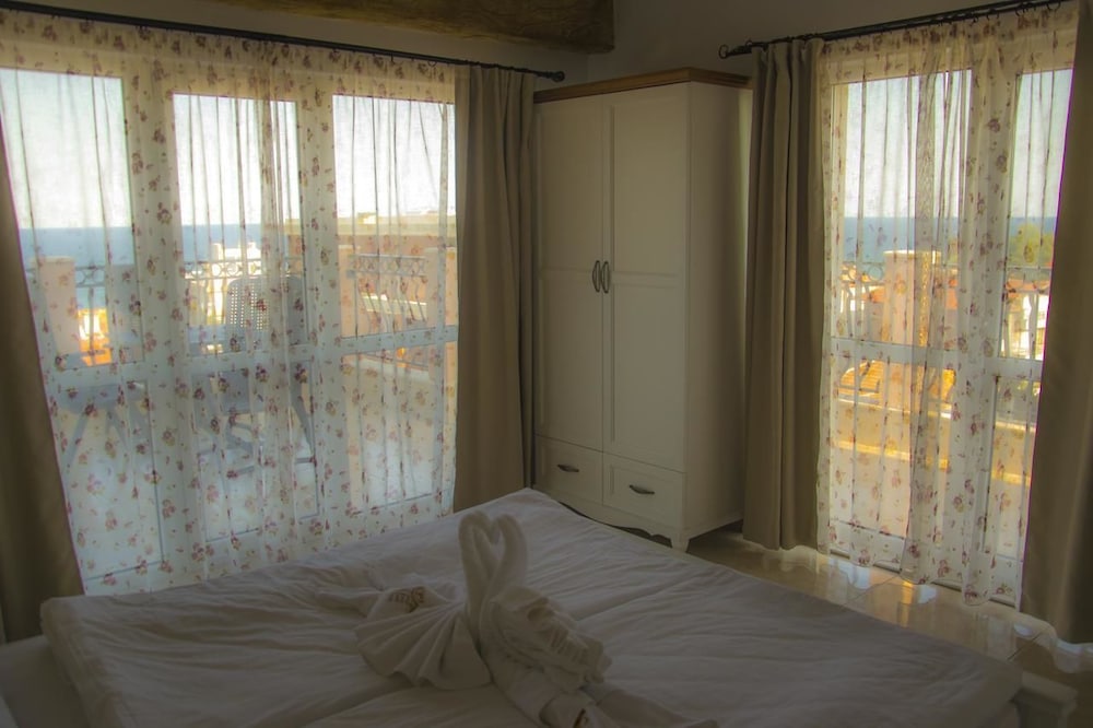 

Milano - Obzor - Sirena Palace Family Hotel