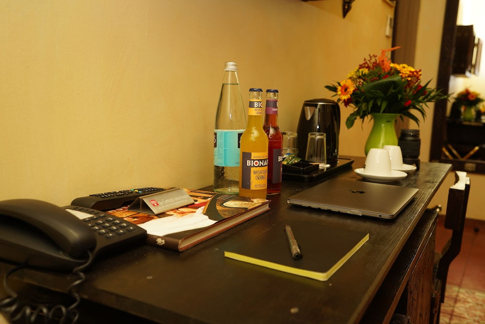 

Bari - Francoforte sul Meno - Hotel Villa Oriental & Restaurant