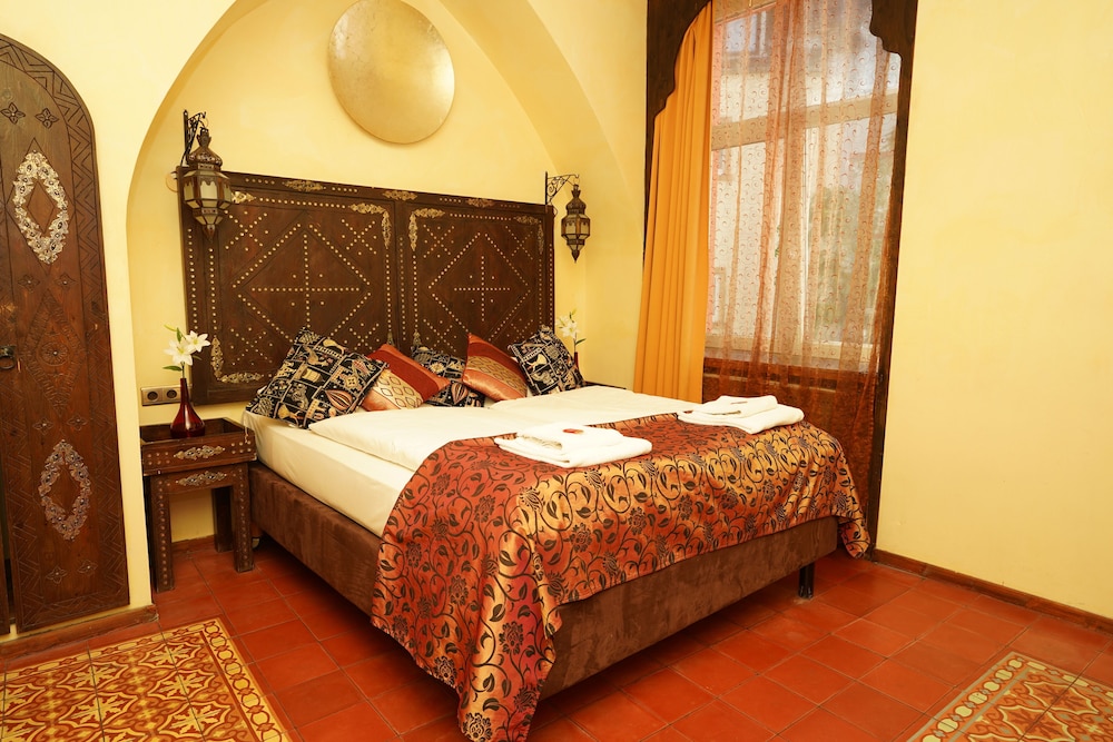 

Milano - Francoforte sul Meno - Hotel Villa Oriental & Restaurant