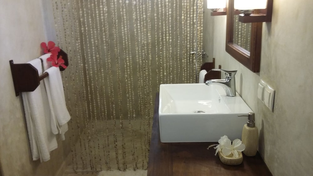 

Bologna - Pwani Mchangani - Zanzibar Magic Boutique Hotel