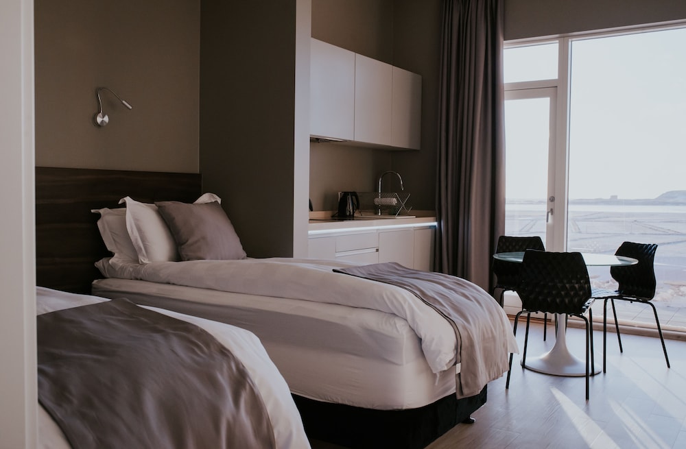 

Roma - Vik i Myrdal - Black Beach Suites