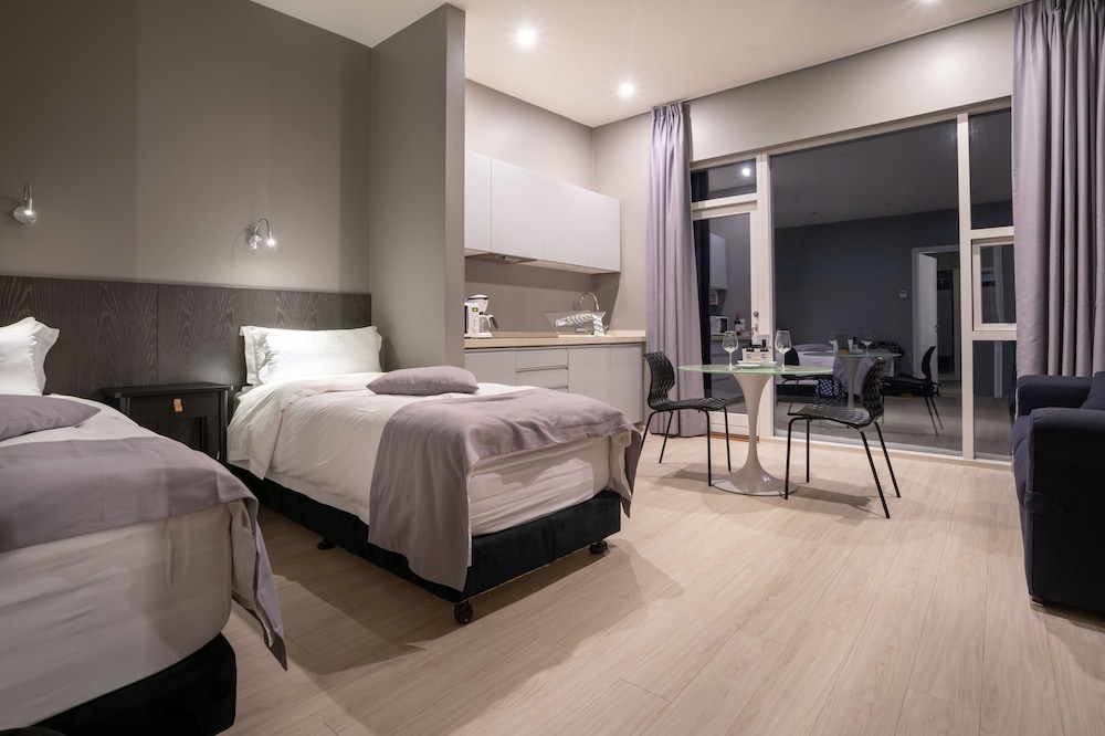 

Catania - Vik i Myrdal - Black Beach Suites